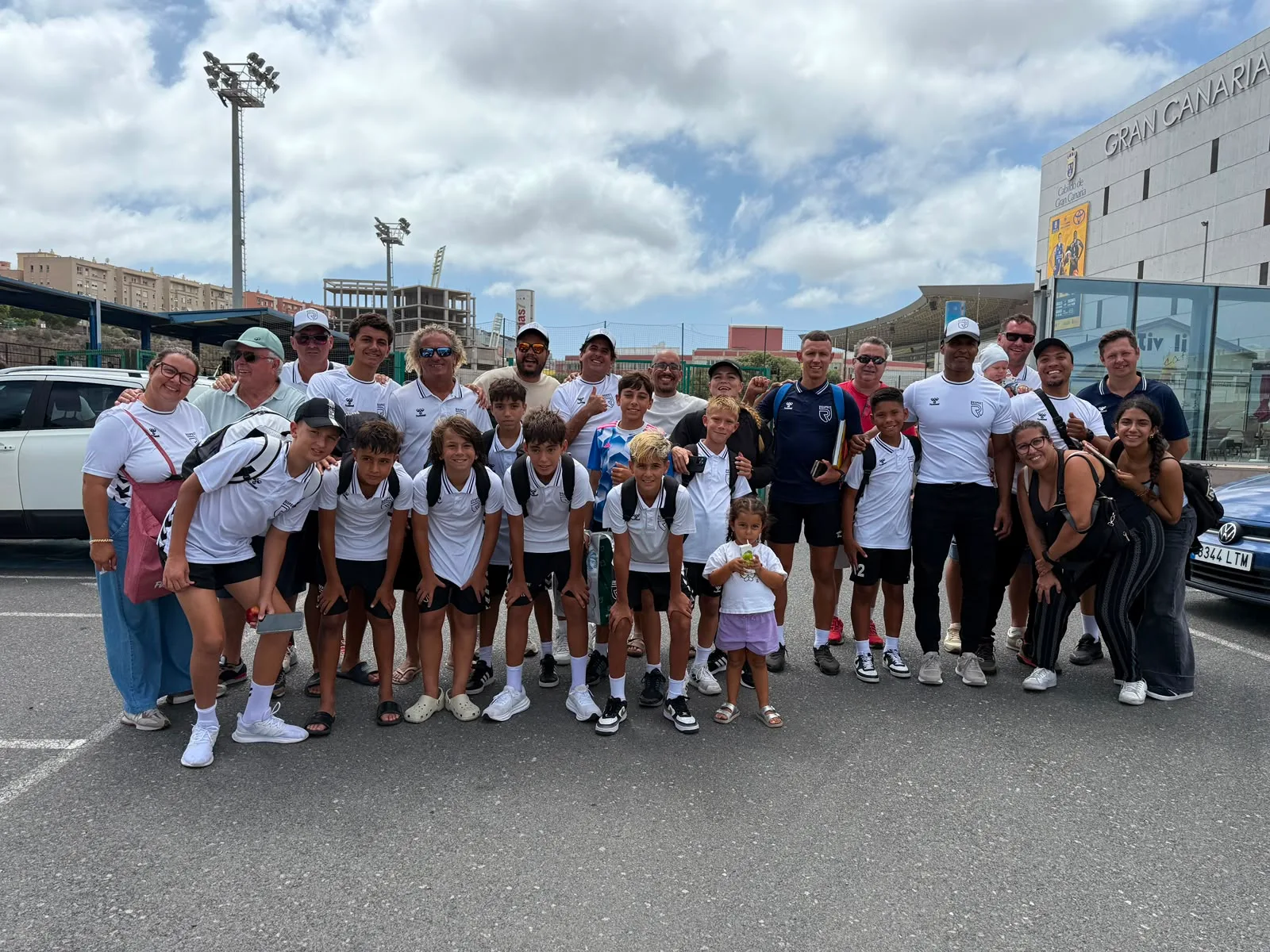 La gran familia Respect en un evento del club