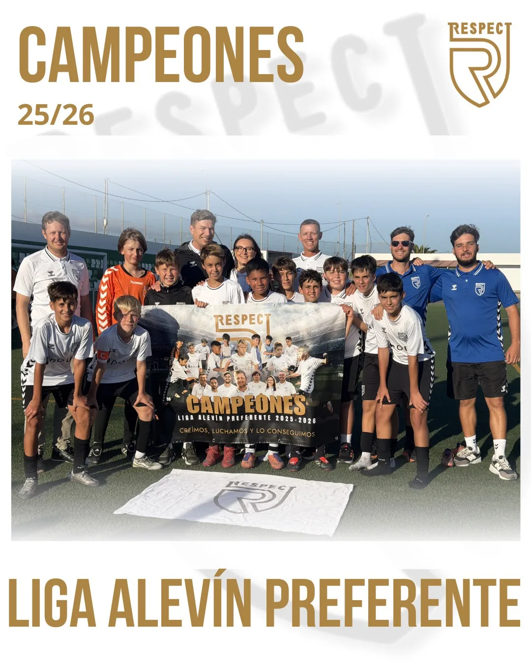 Jugadores, entrenadores y comunidad de Respect Academy — 33