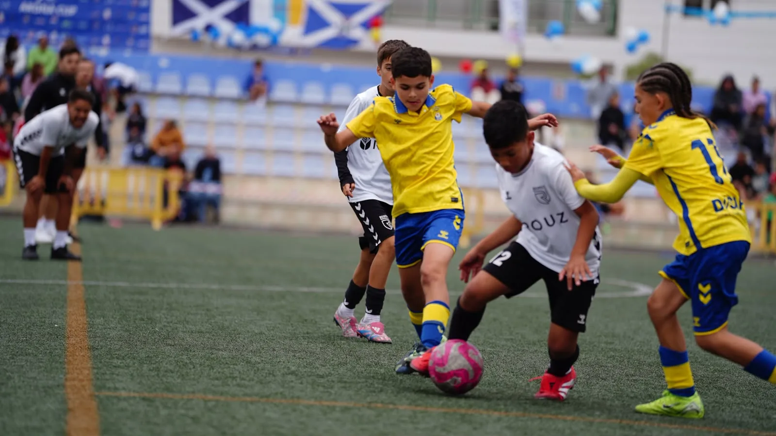 Jugador de la cantera de CD Respect